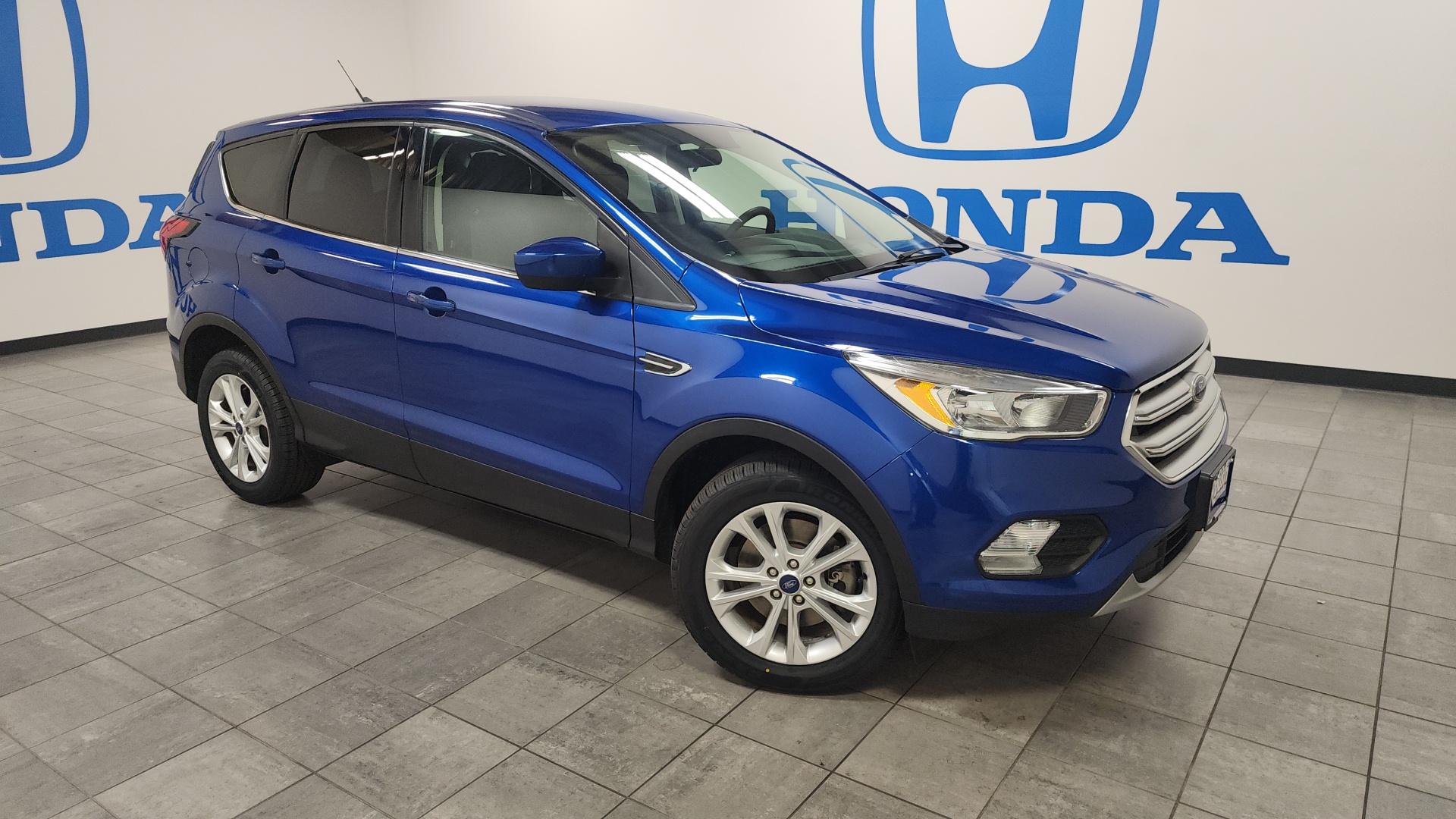 2019 Ford Escape  2