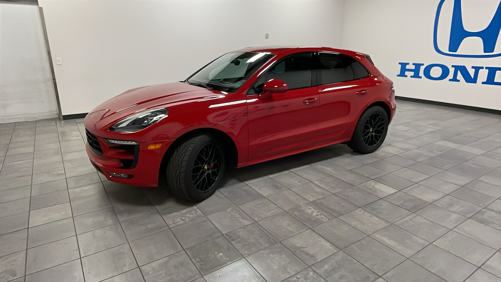 2017 Porsche Macan GTS 3