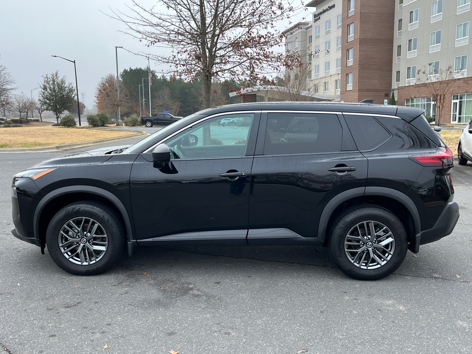 2021 Nissan Rogue S 5