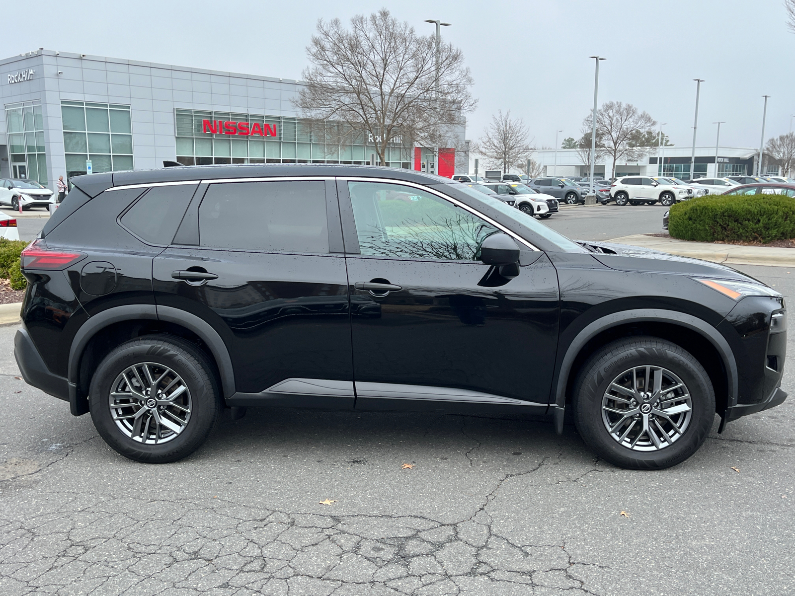 2021 Nissan Rogue S 11