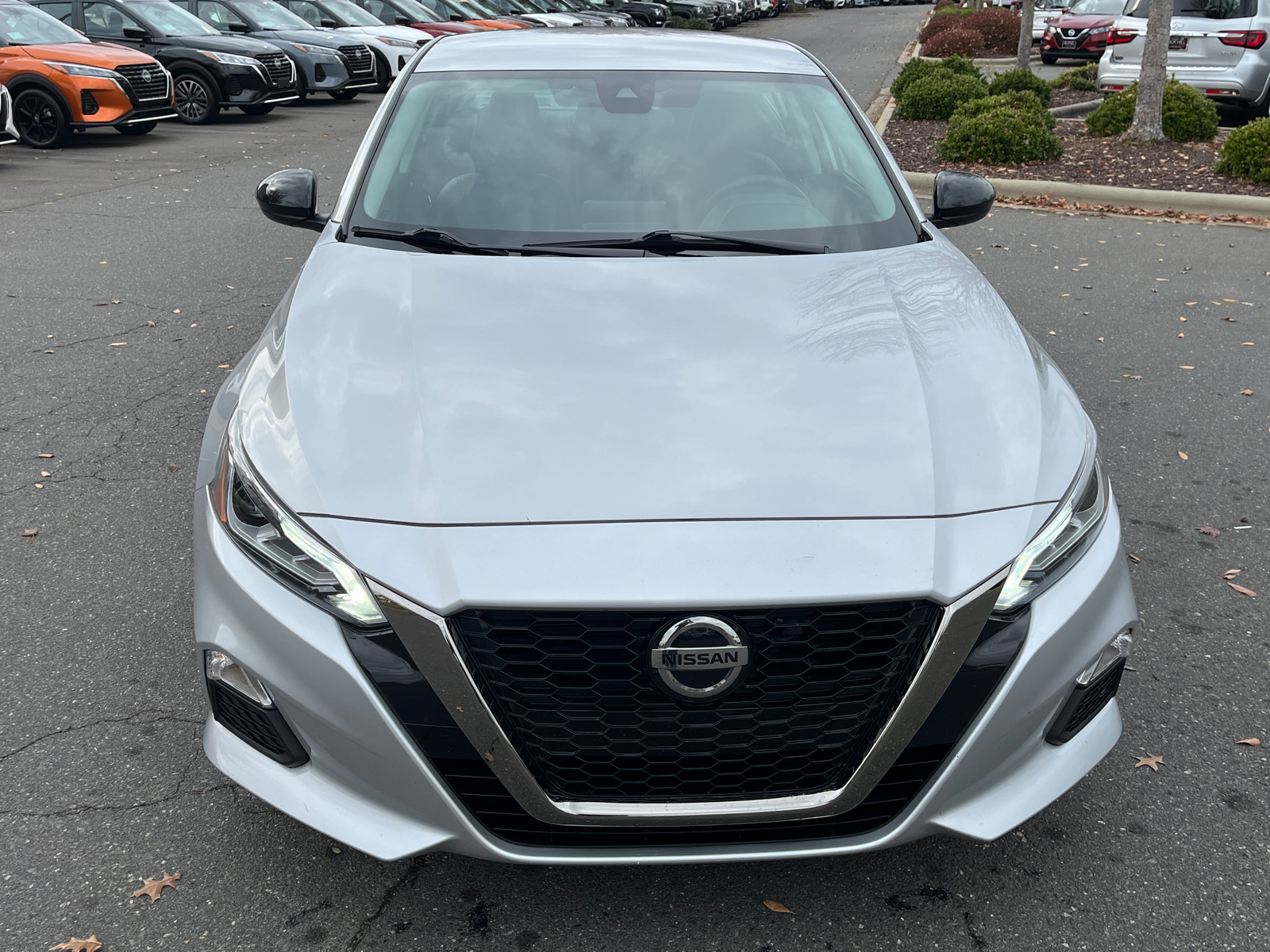 2021 Nissan Altima 2.5 SR 2