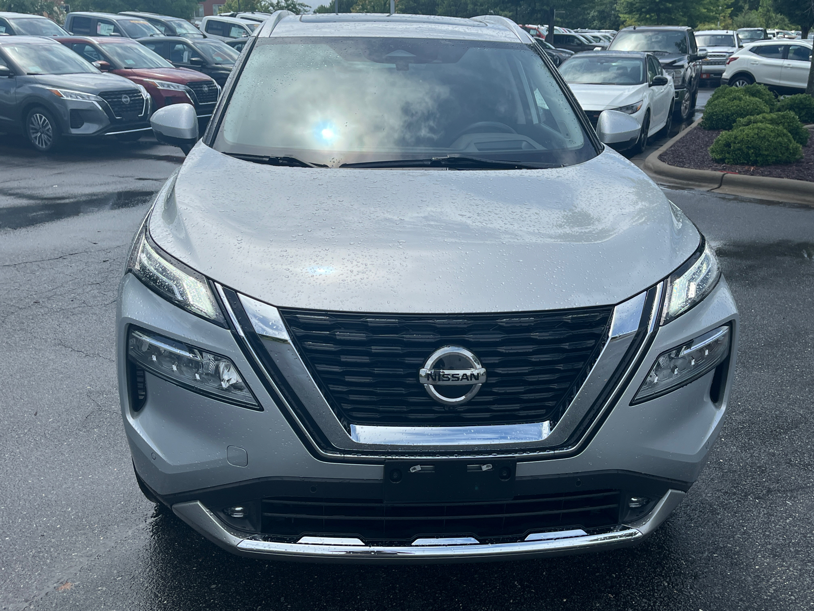 2021 Nissan Rogue Platinum 2