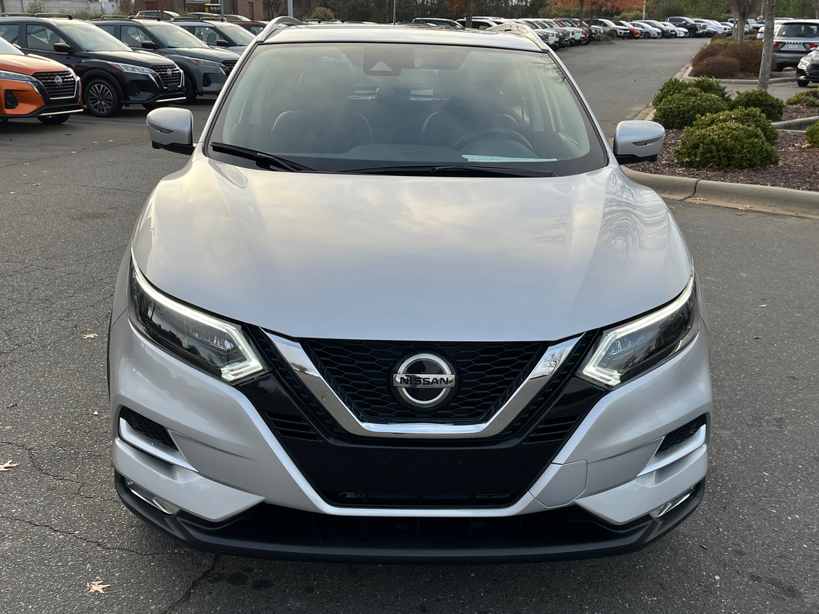 2021 Nissan Rogue Sport SL 2