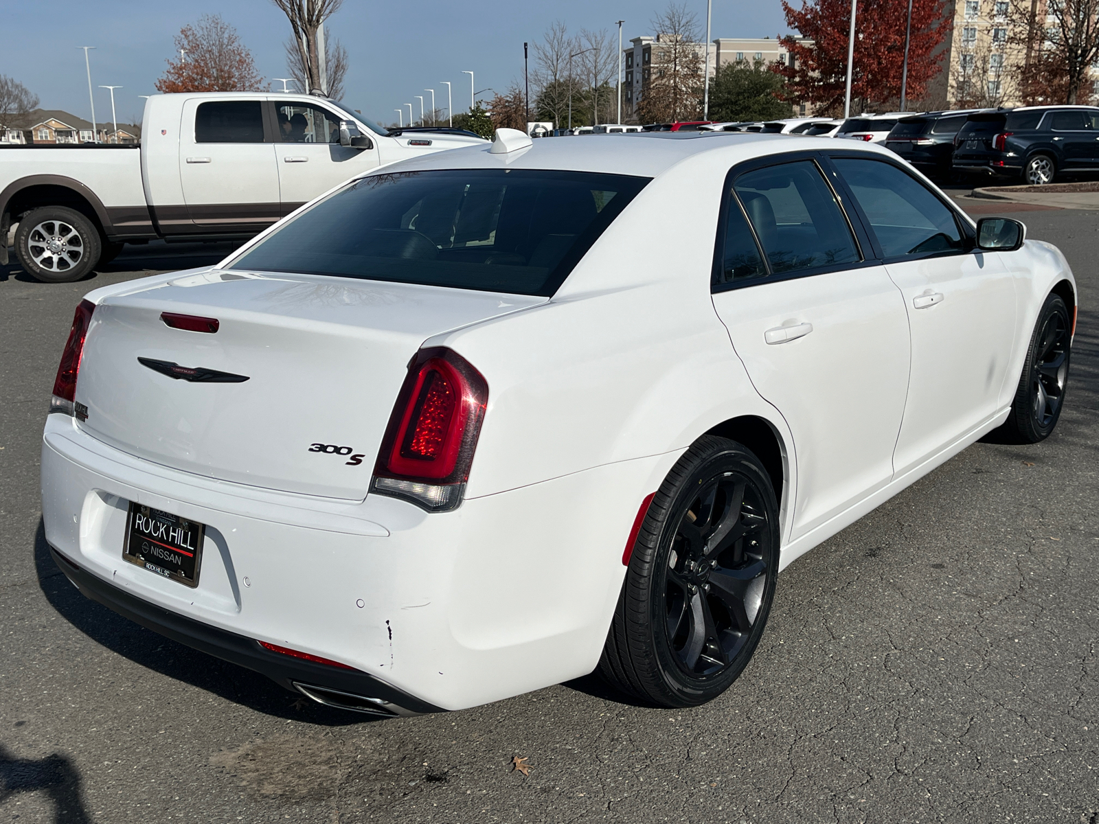 2022 Chrysler 300 S 10