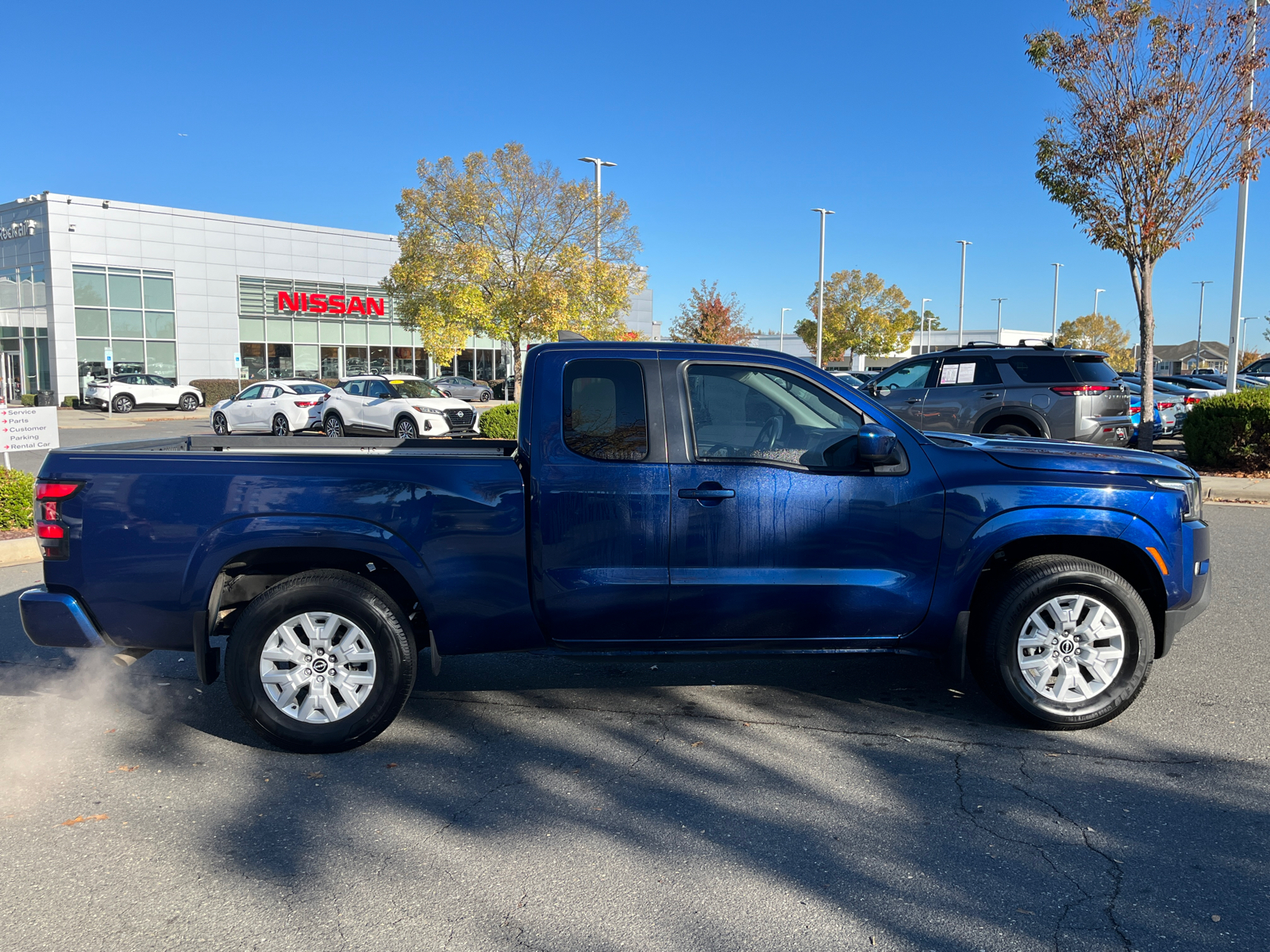 2022 Nissan Frontier SV 15