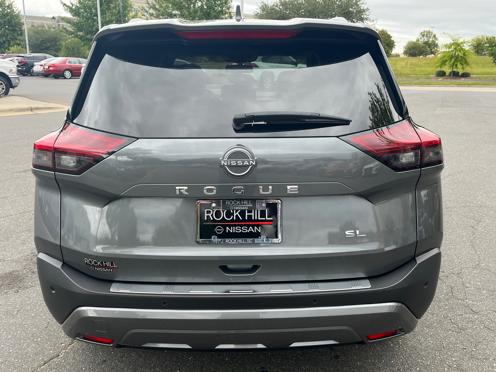 2023 Nissan Rogue SL 8