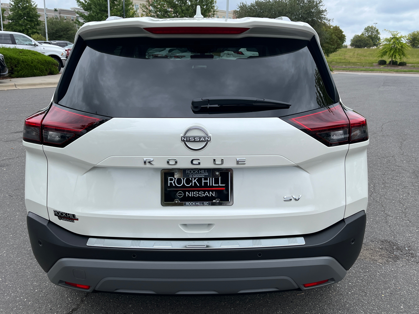 2023 Nissan Rogue SV 8