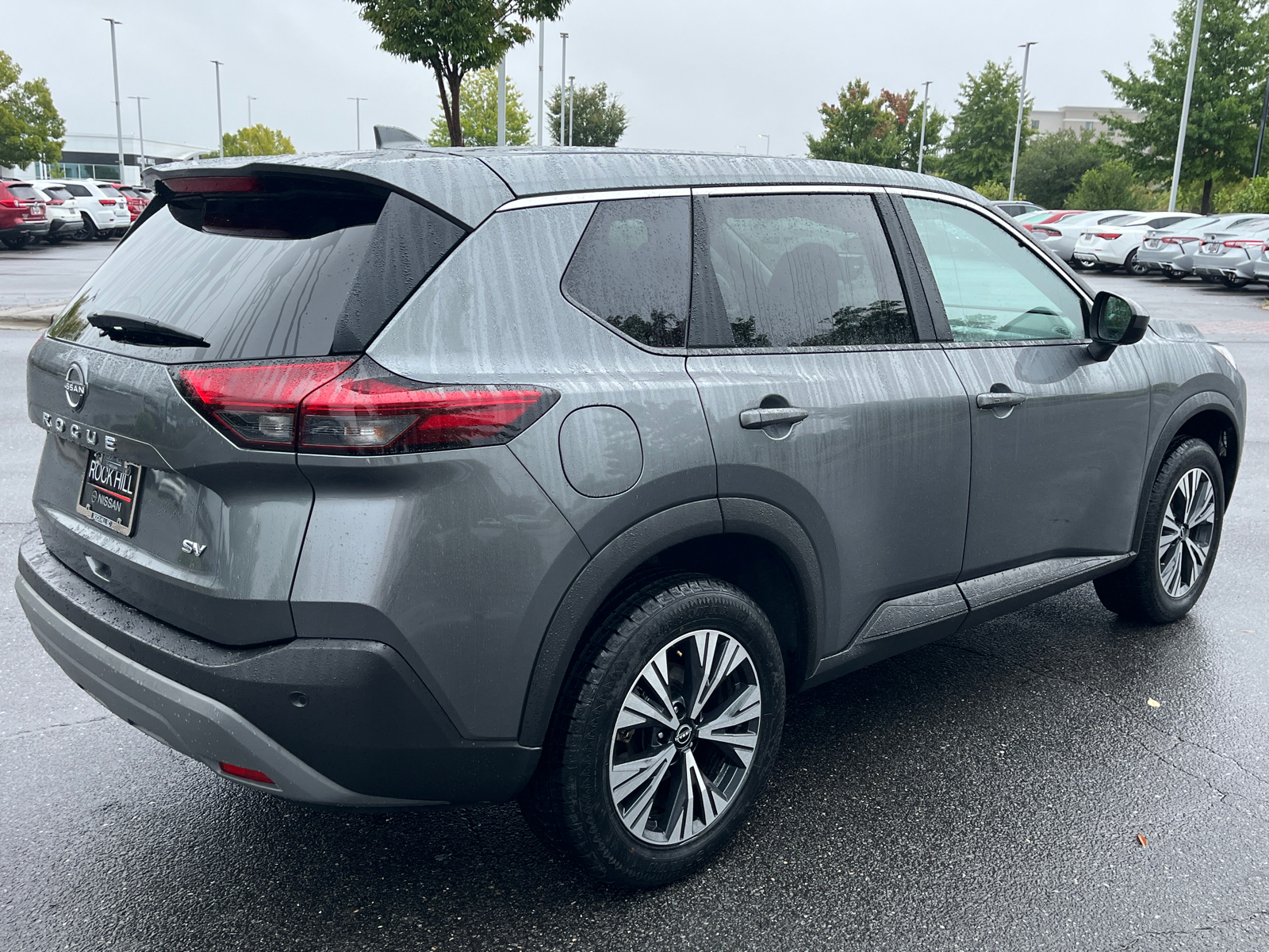 2023 Nissan Rogue SV 10