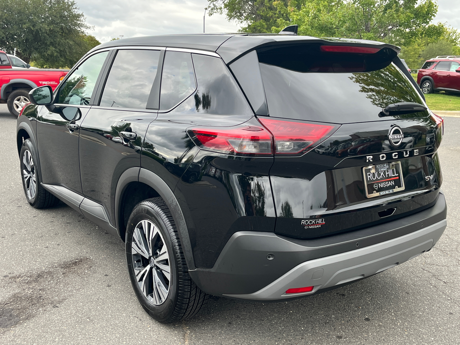 2023 Nissan Rogue SV 7