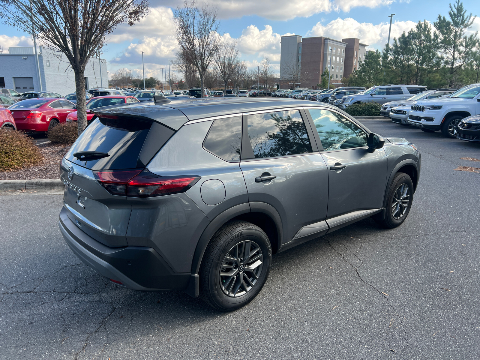 2023 Nissan Rogue S 10