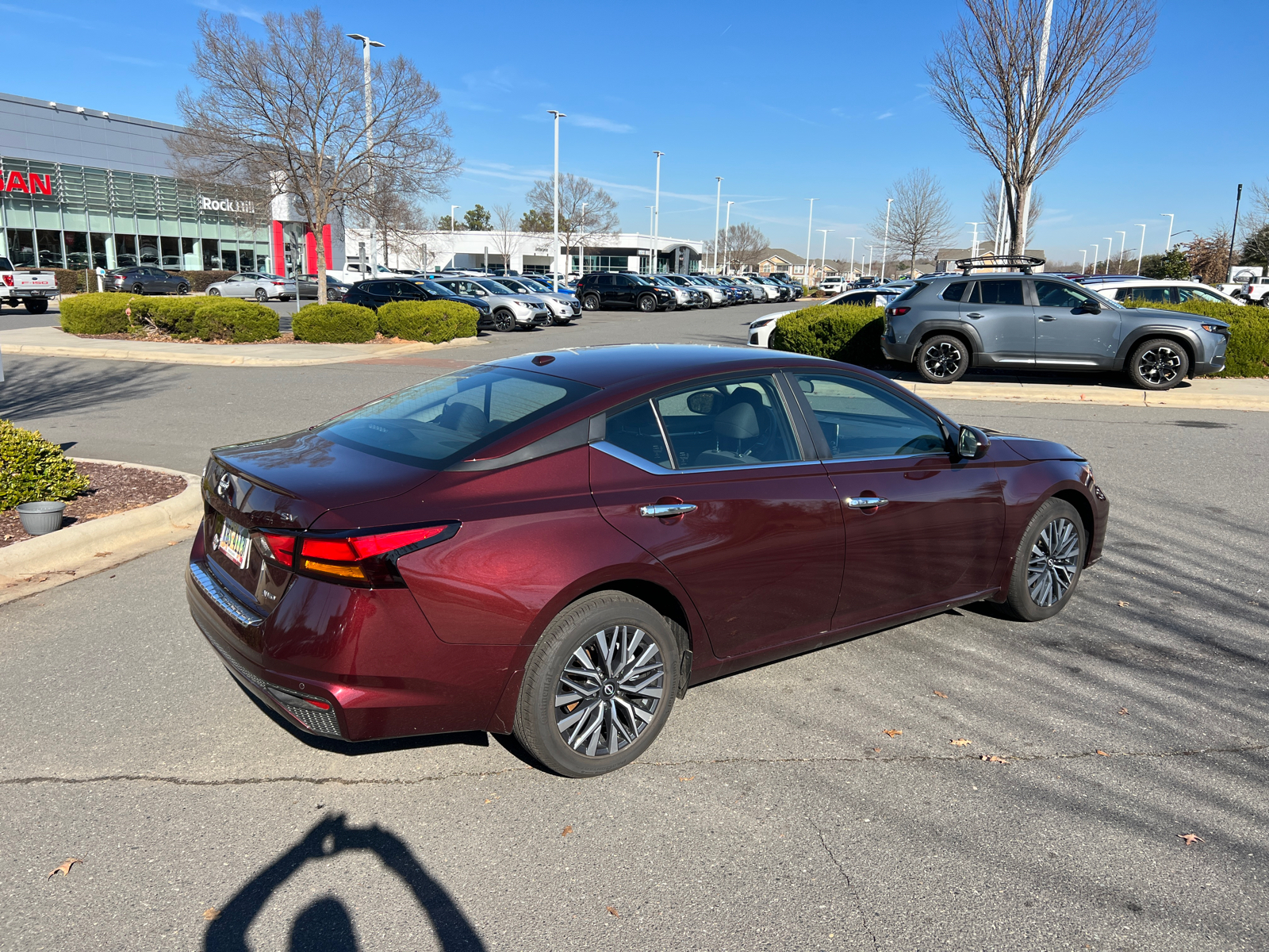 2023 Nissan Altima 2.5 SV 8