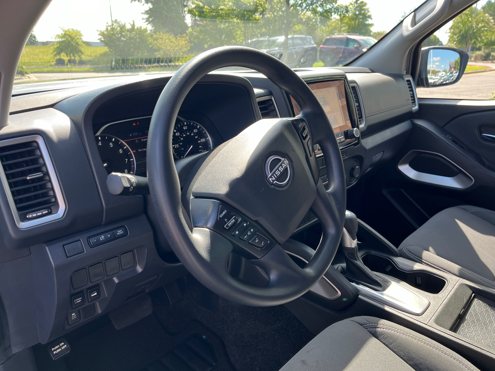 2023 Nissan Frontier SV 20