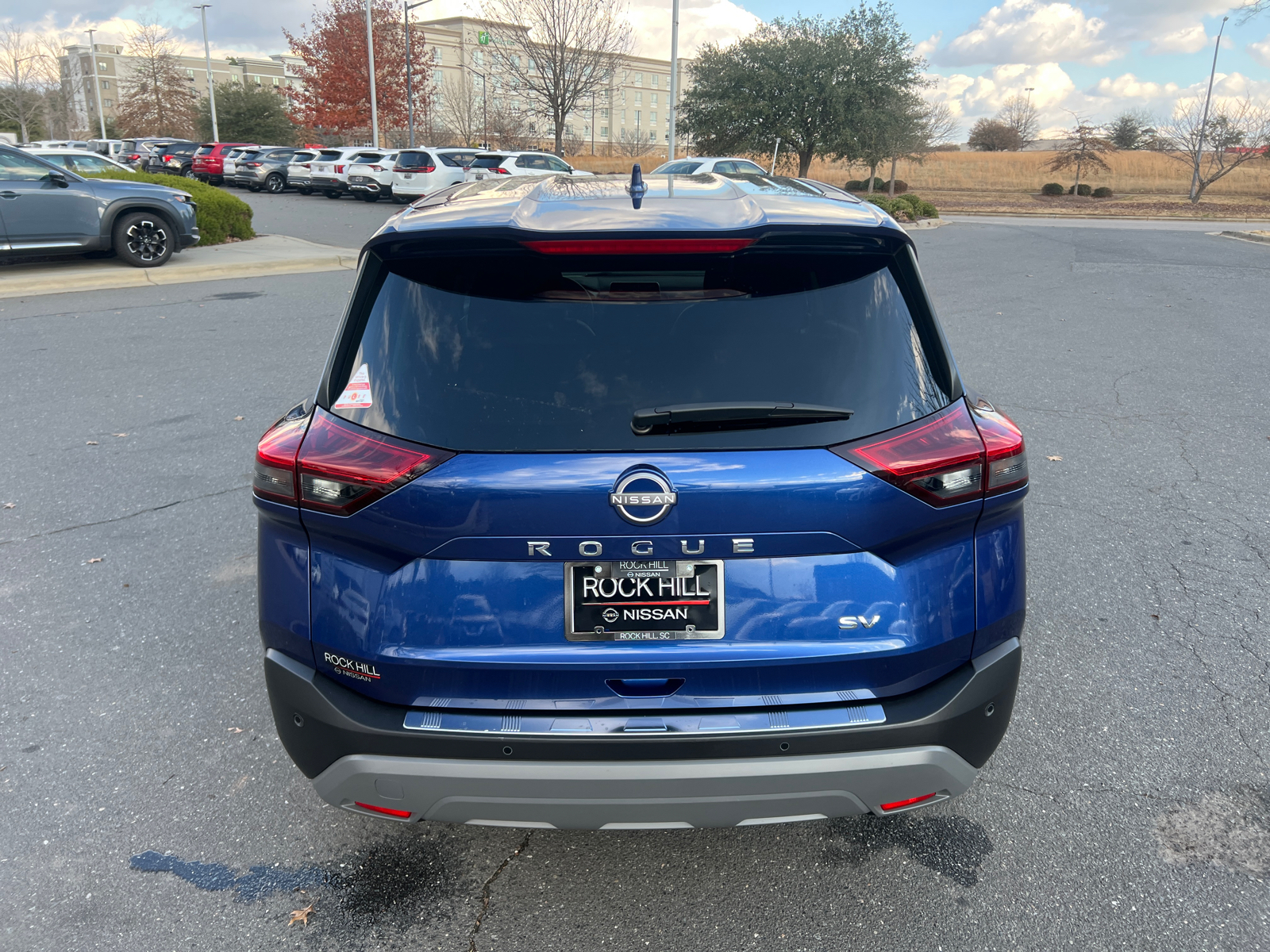 2023 Nissan Rogue SV 8