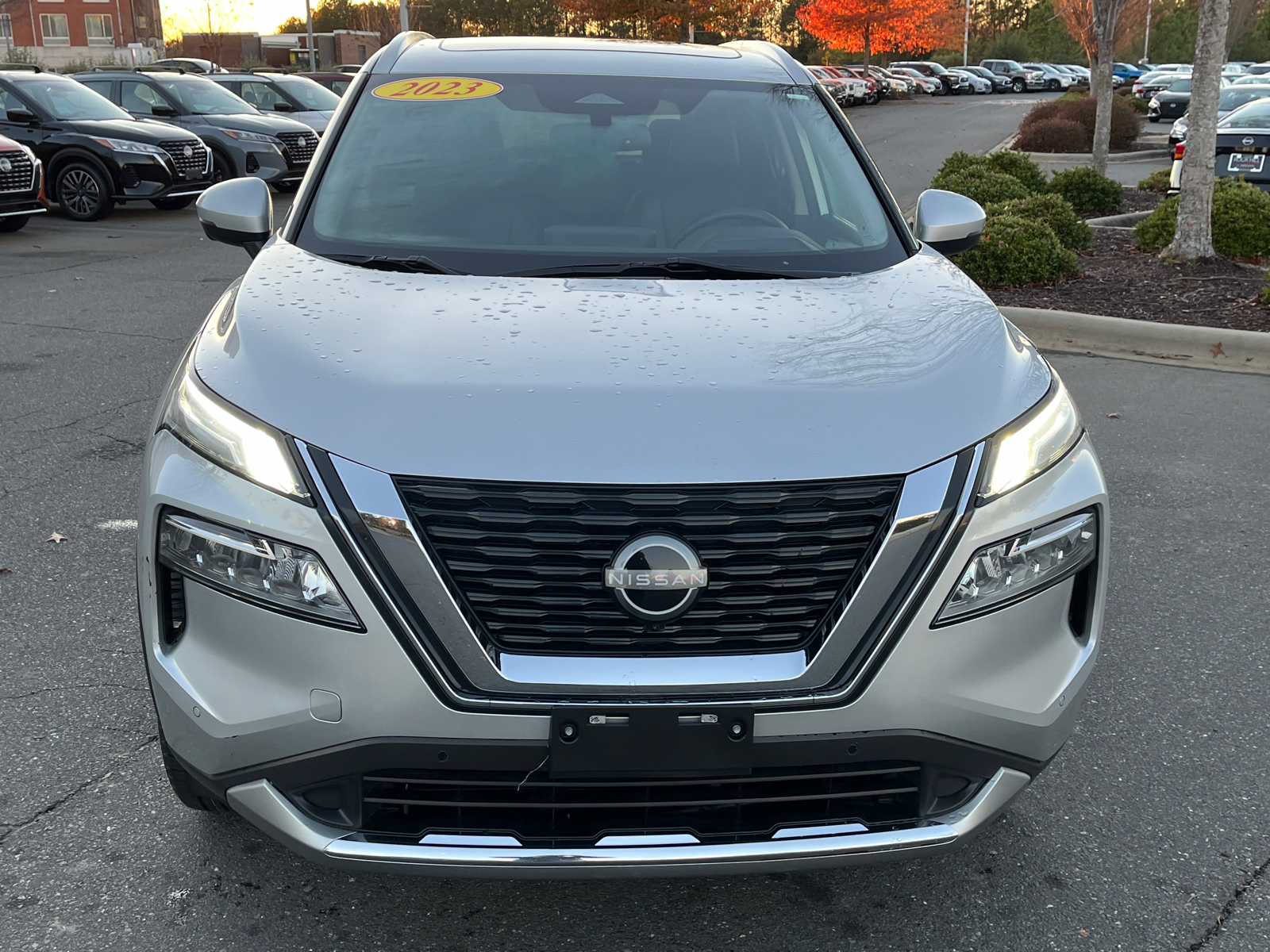 2023 Nissan Rogue Platinum 2