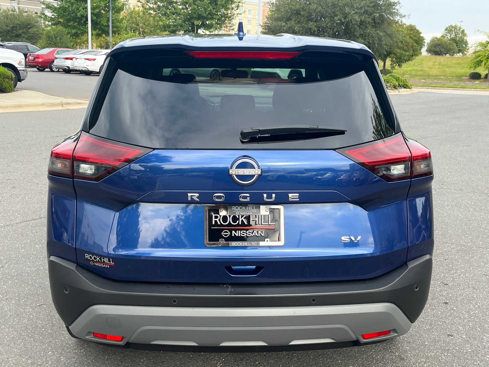 2023 Nissan Rogue SV 8