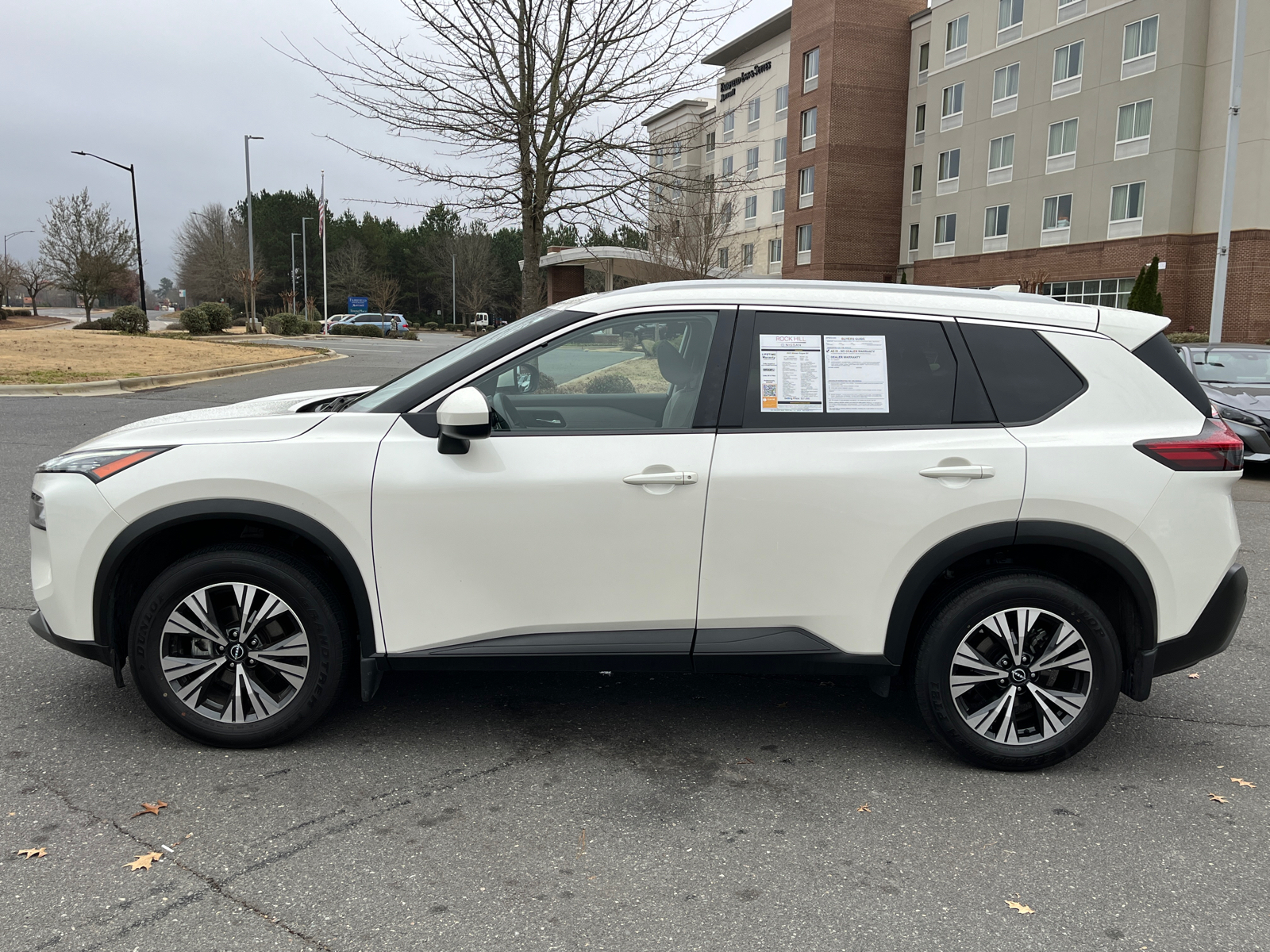 2023 Nissan Rogue SV 5