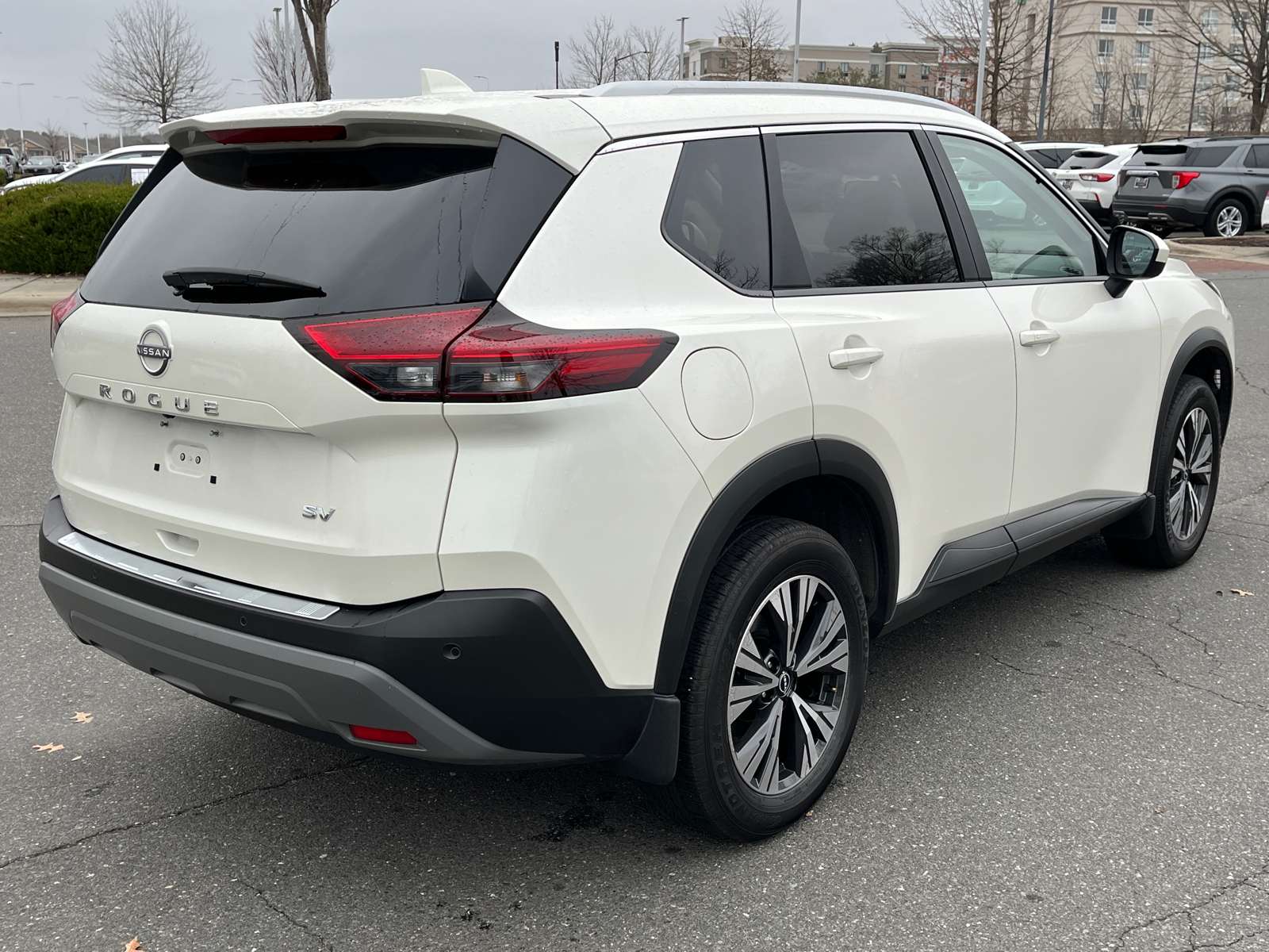 2023 Nissan Rogue SV 10