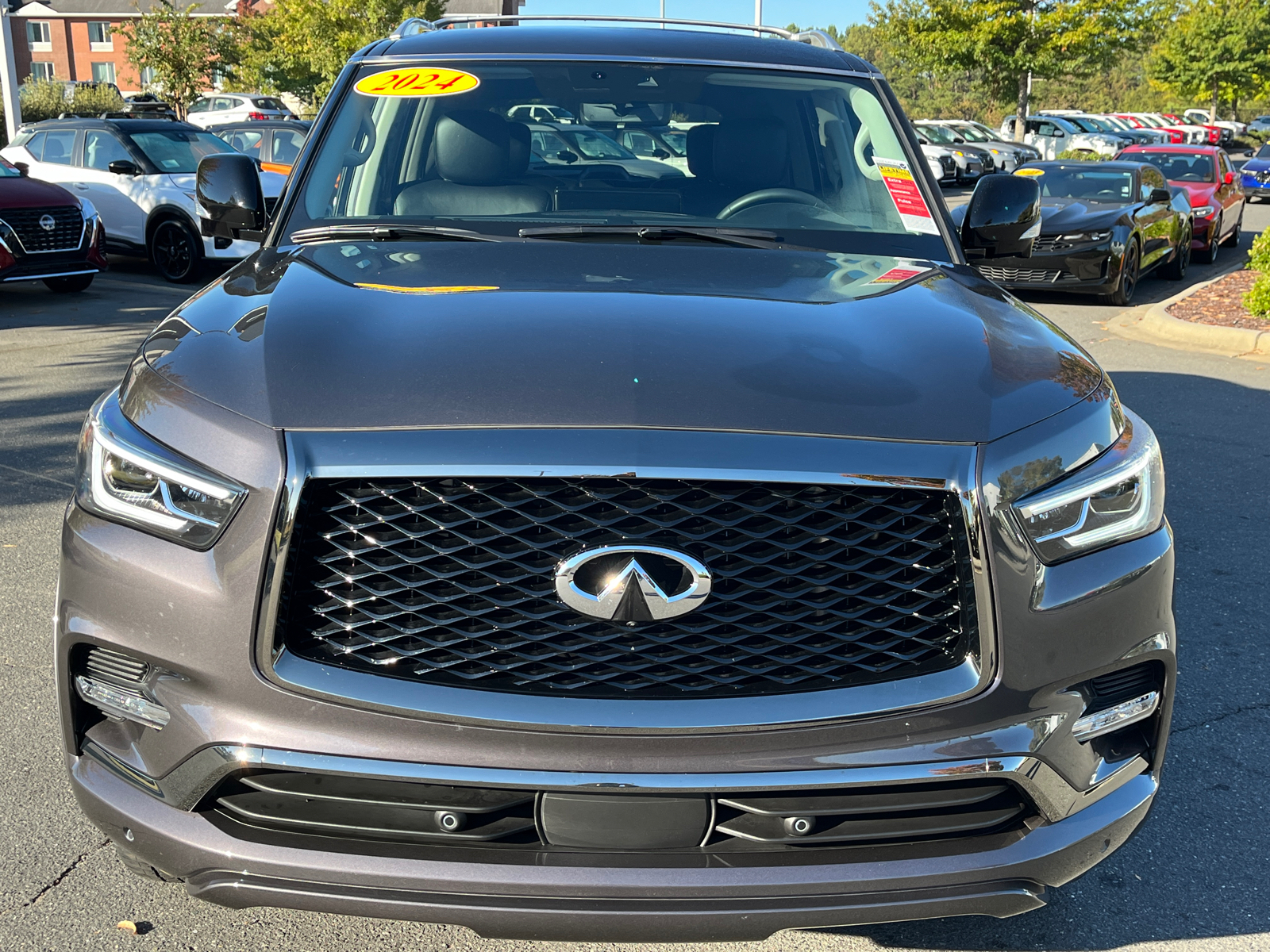 2024 INFINITI QX80 Premium Select 2