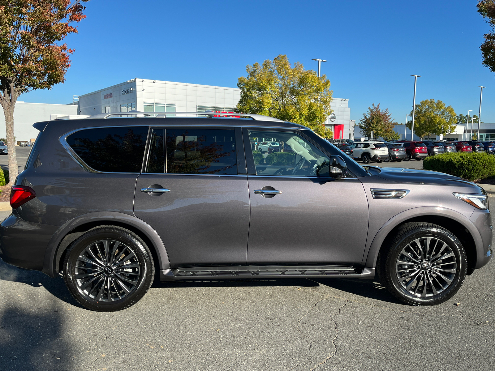 2024 INFINITI QX80 Premium Select 11