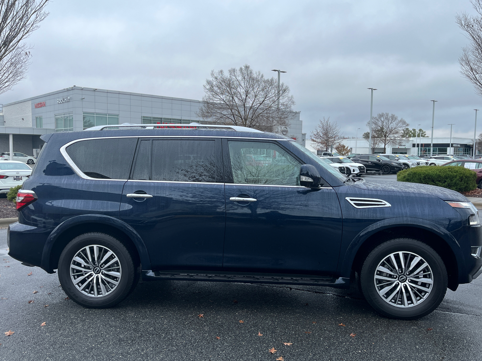 2024 Nissan Armada SL 11