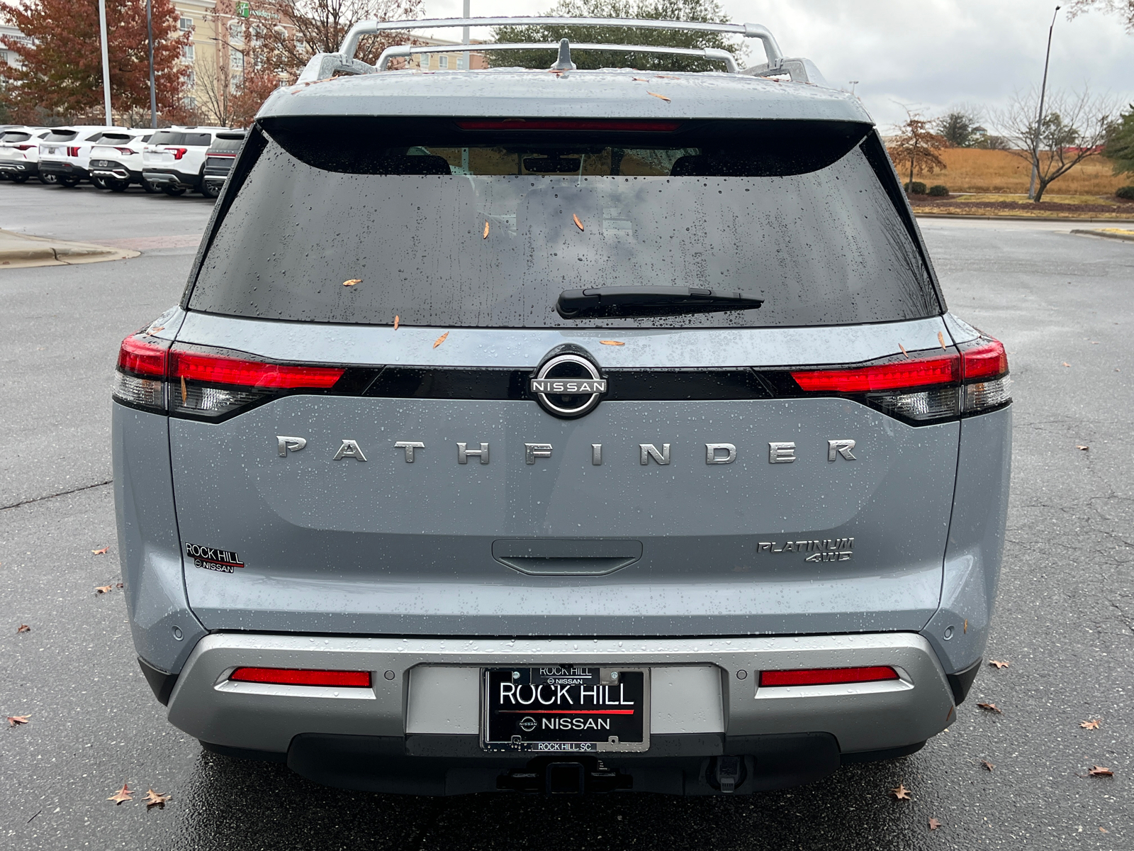 2024 Nissan Pathfinder Platinum 8