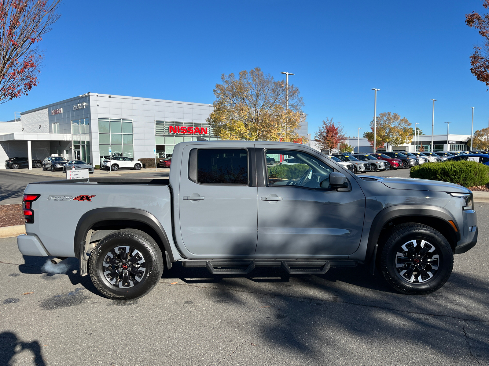 2024 Nissan Frontier PRO-4X 14