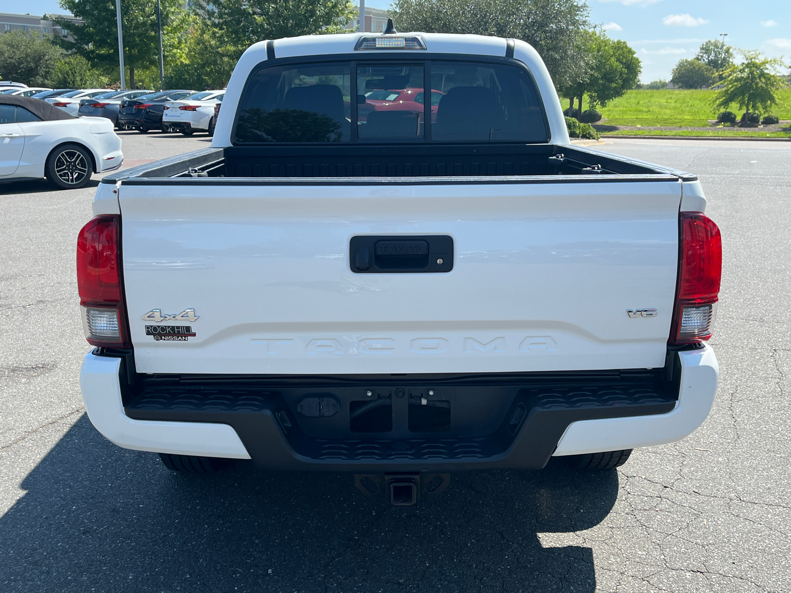 2020 Toyota Tacoma SR 8