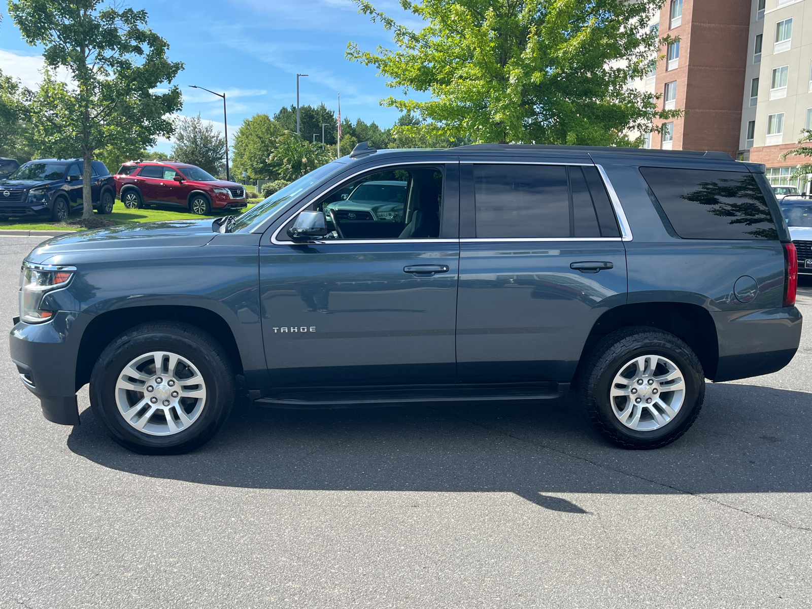 2020 Chevrolet Tahoe LS 5