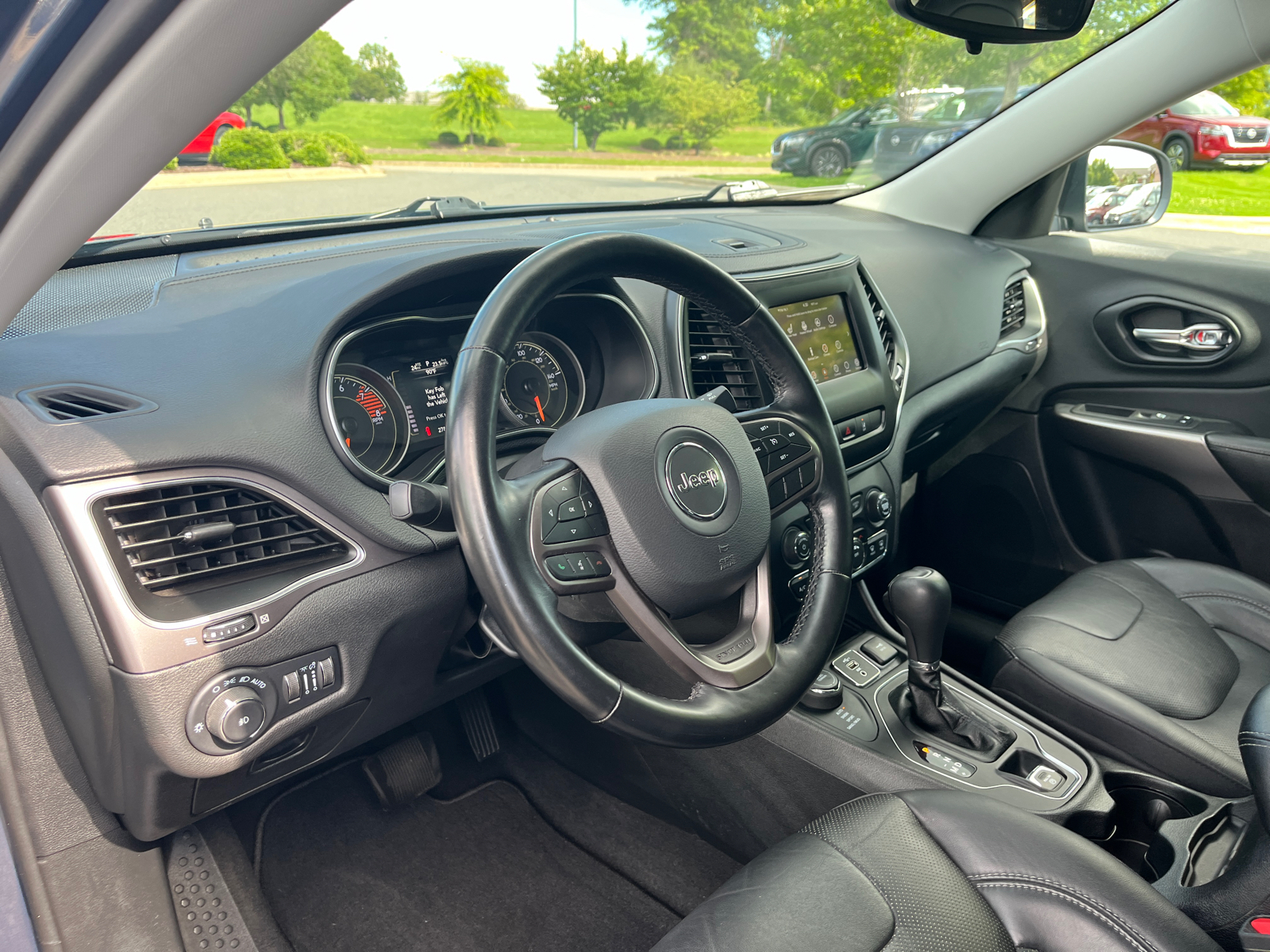 2021 Jeep Cherokee Latitude Lux 18