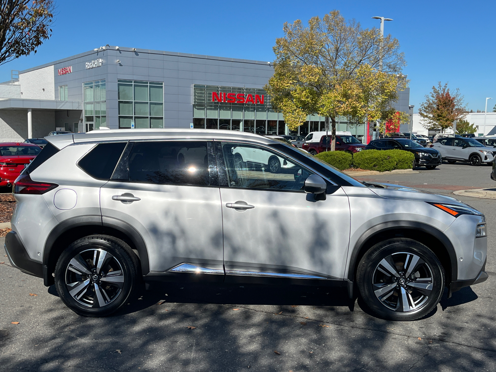 2021 Nissan Rogue Platinum 11