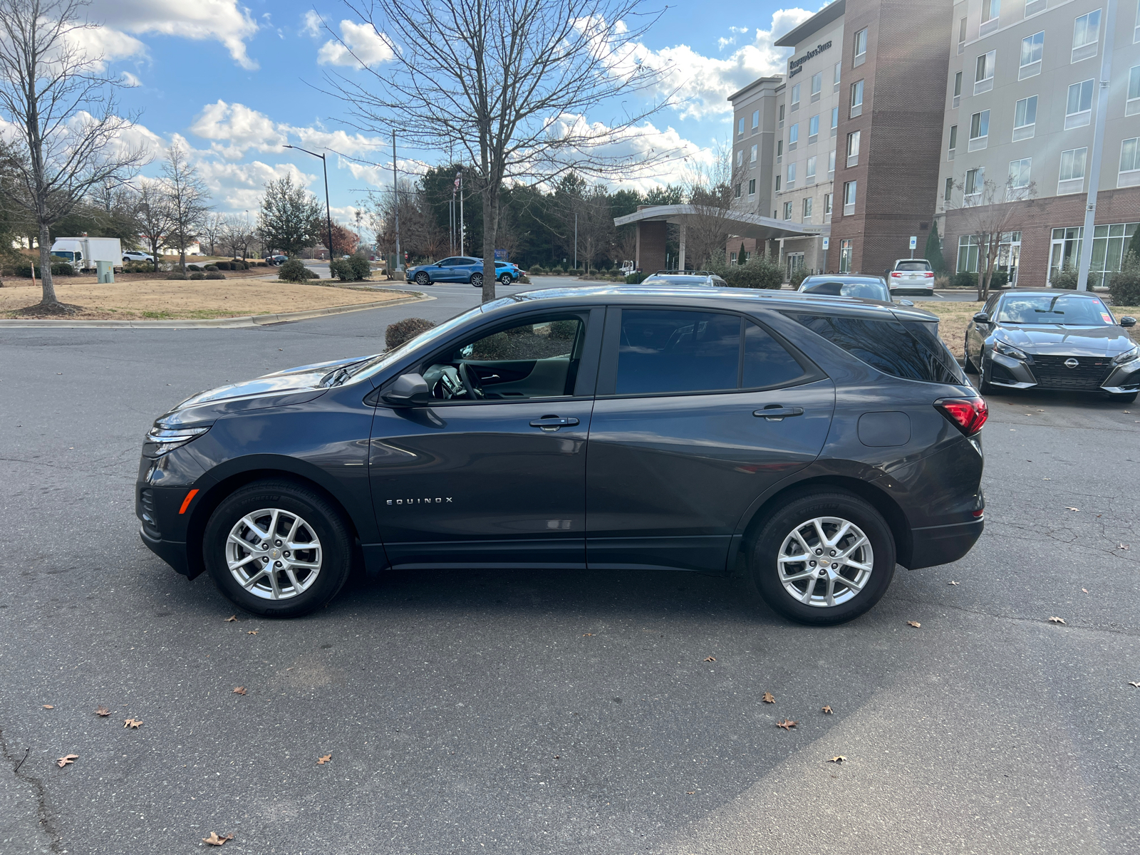 2022 Chevrolet Equinox LS 5