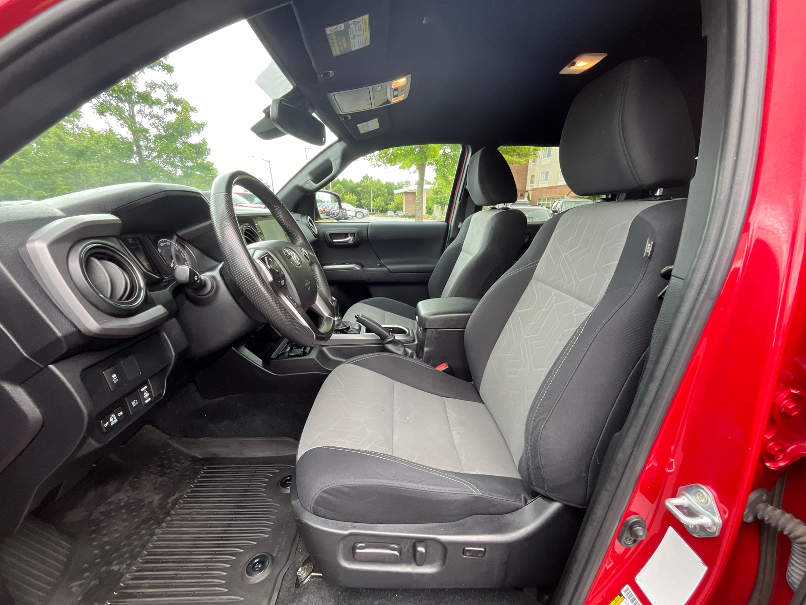 2022 Toyota Tacoma TRD Sport 22