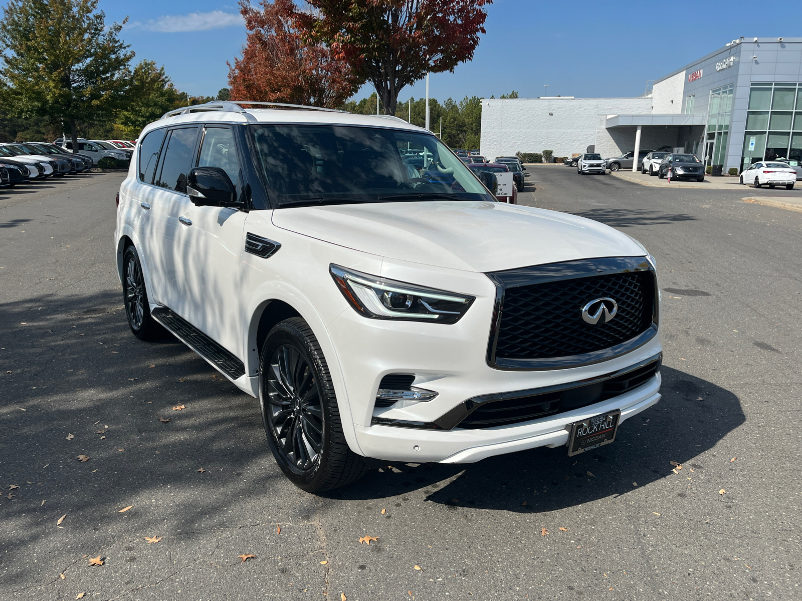 2023 INFINITI QX80 Premium Select 1