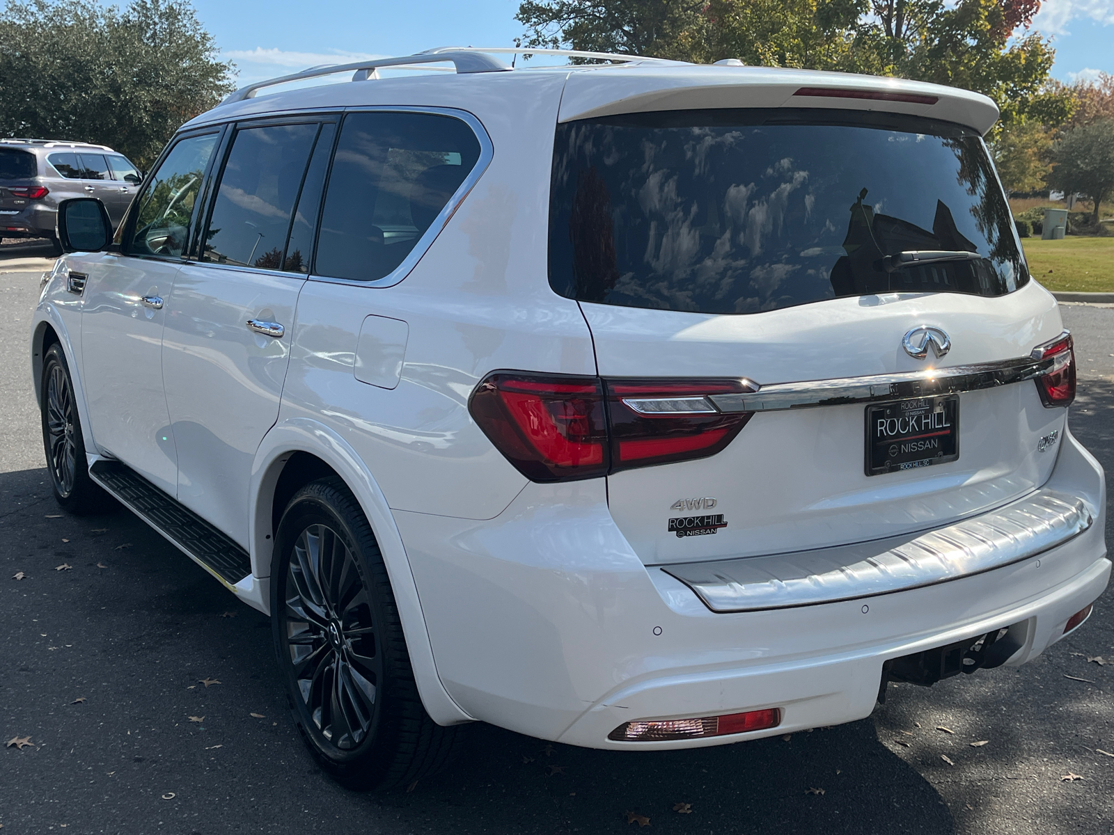 2023 INFINITI QX80 Premium Select 7