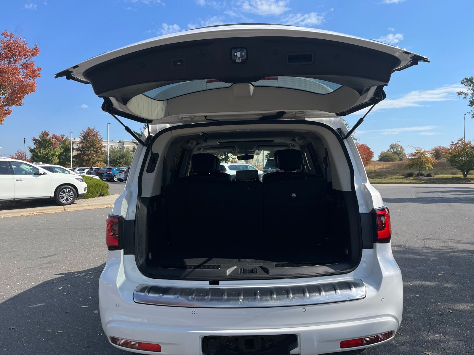 2023 INFINITI QX80 Premium Select 39