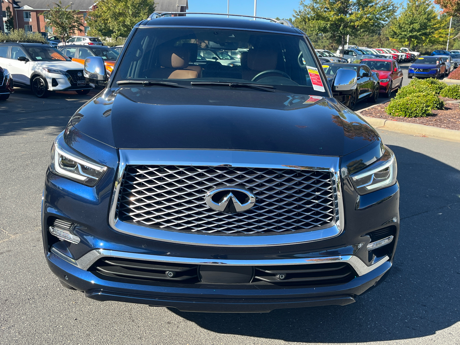 2023 INFINITI QX80 Sensory 2