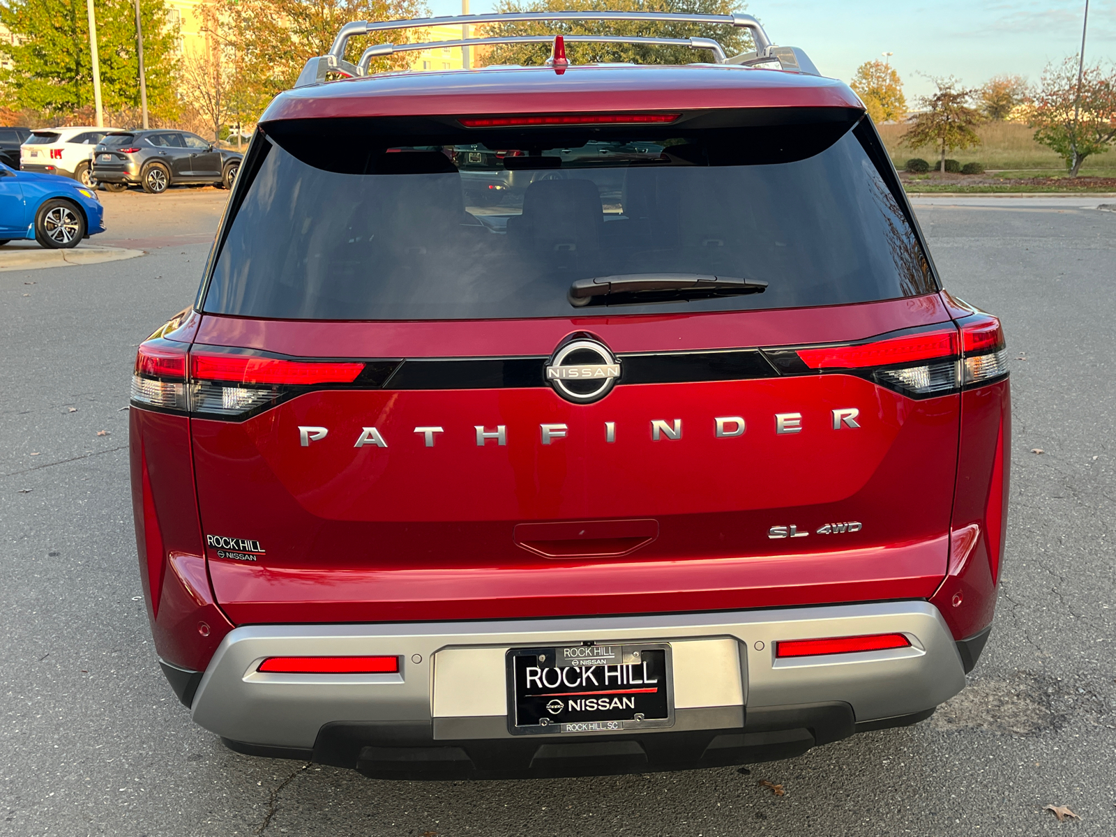 2023 Nissan Pathfinder SL 8