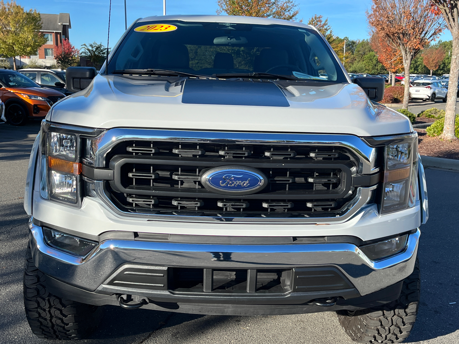 2023 Ford F-150 XLT 2