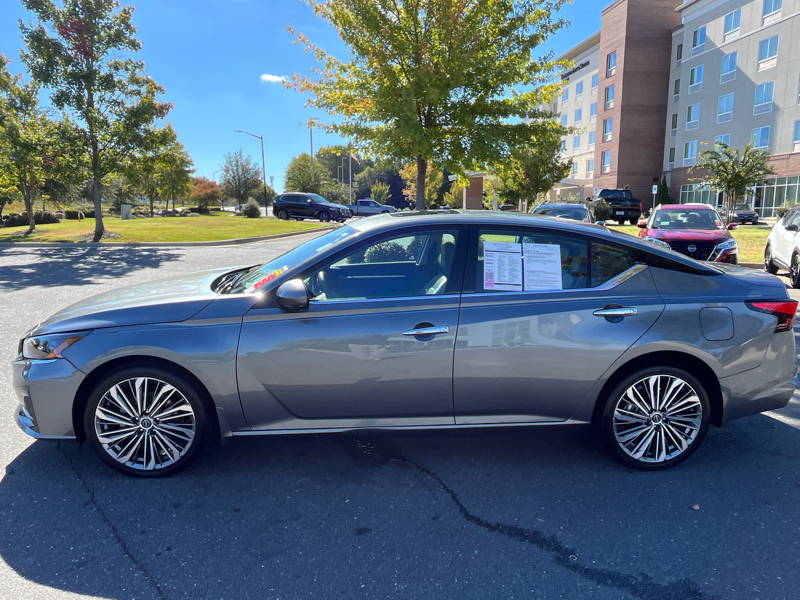 2023 Nissan Altima 2.5 SL 5