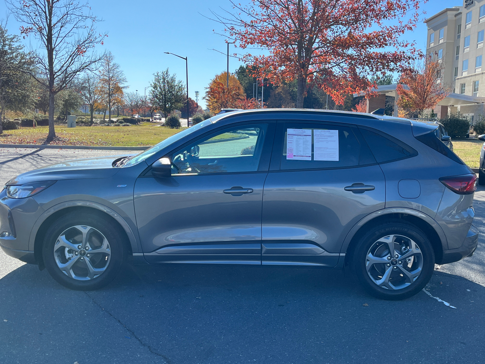 2023 Ford Escape ST-Line 5