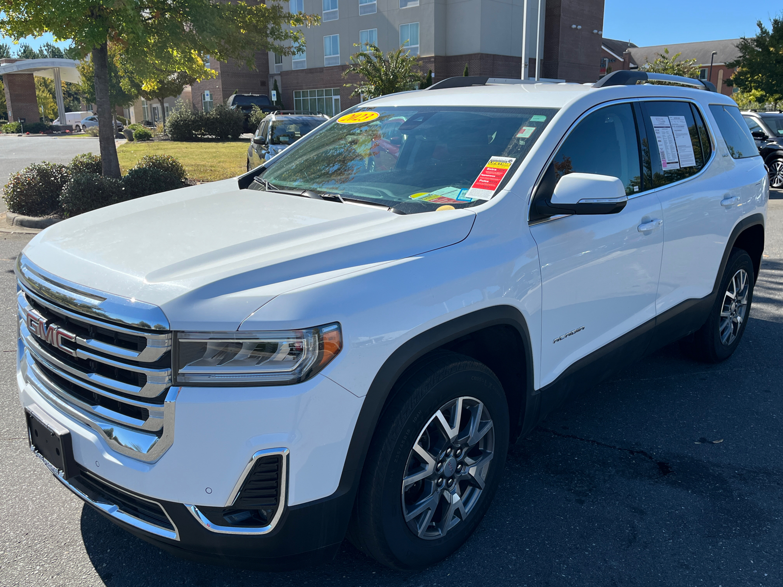 2023 GMC Acadia SLT 4