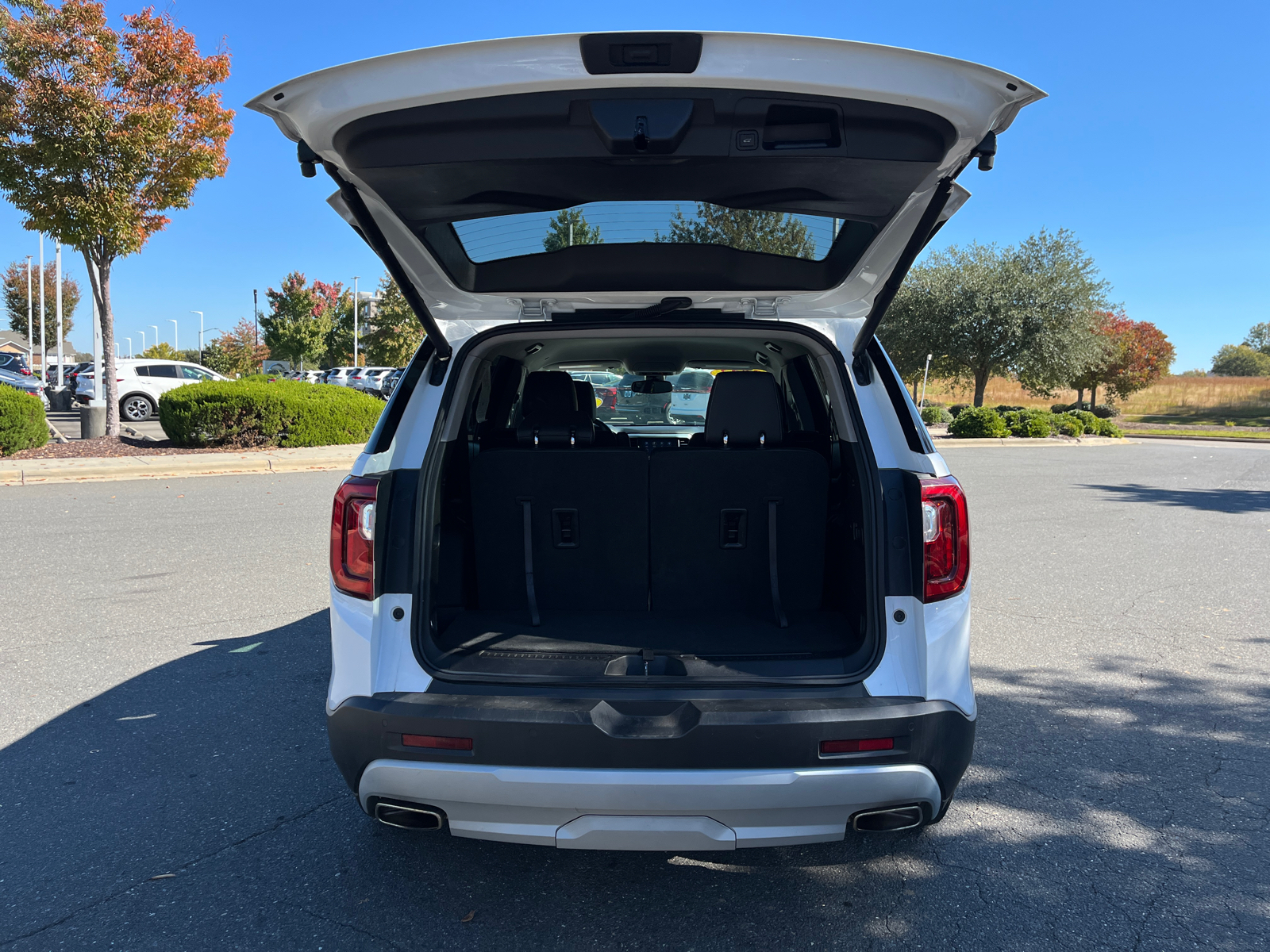 2023 GMC Acadia SLT 44