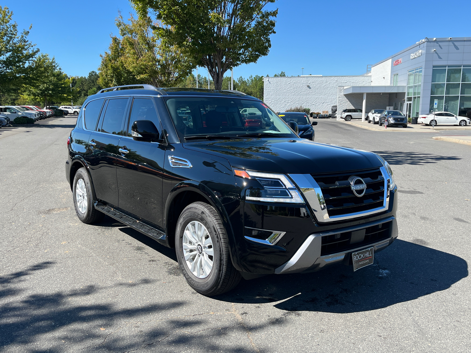 2023 Nissan Armada SV 1