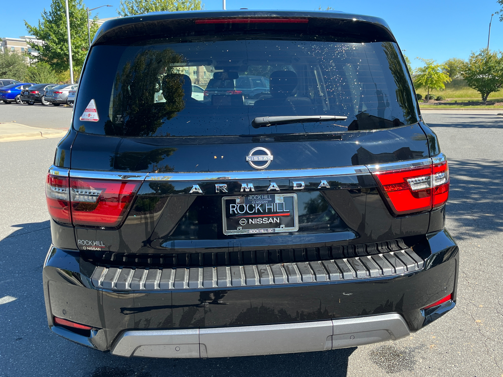 2023 Nissan Armada SV 8