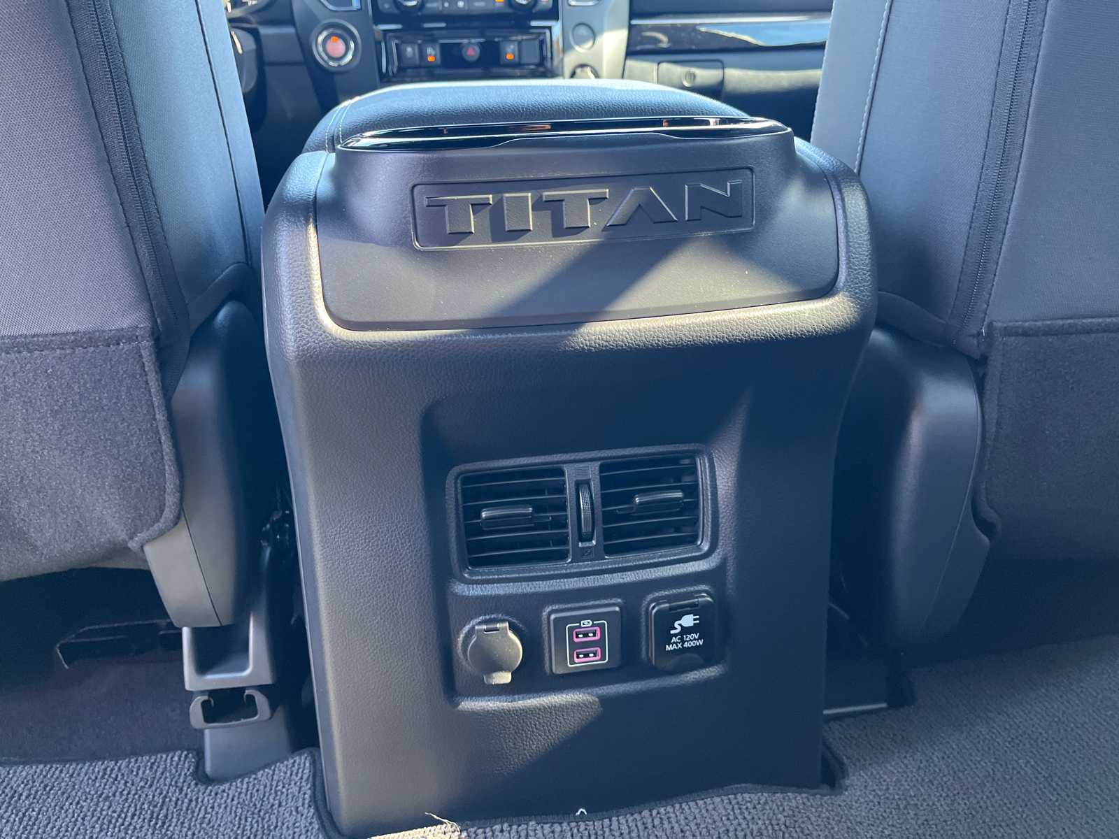 2023 Nissan Titan SV 37