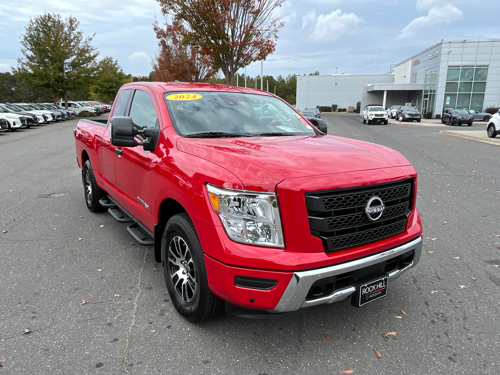 2024 Nissan Titan SV 1