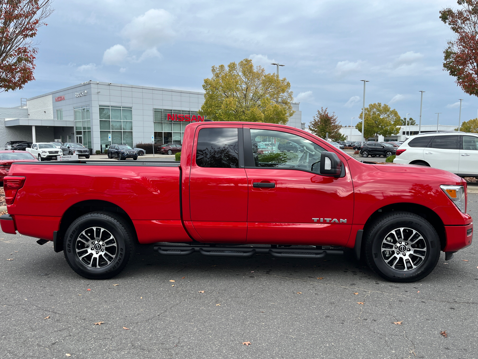 2024 Nissan Titan SV 15