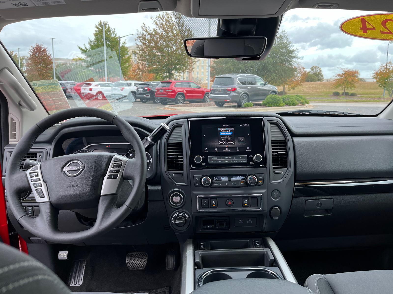 2024 Nissan Titan SV 38