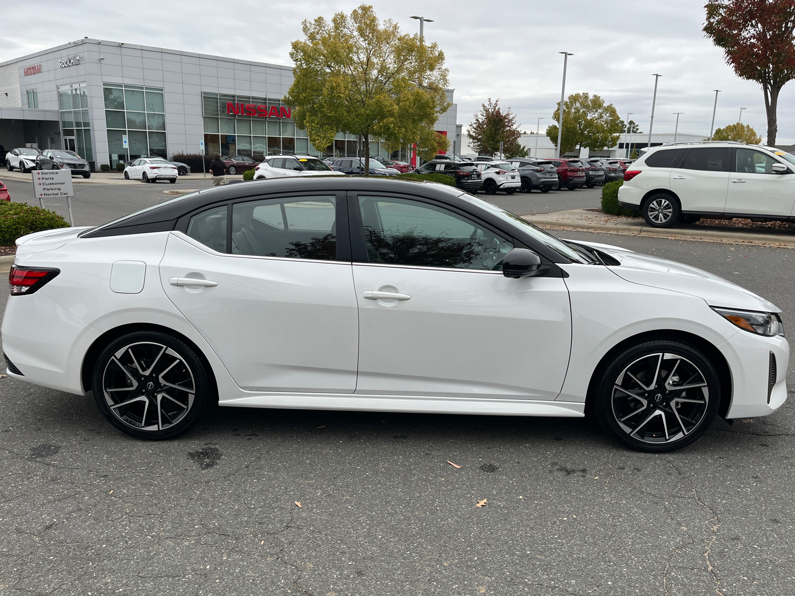 2024 Nissan Sentra SR 10