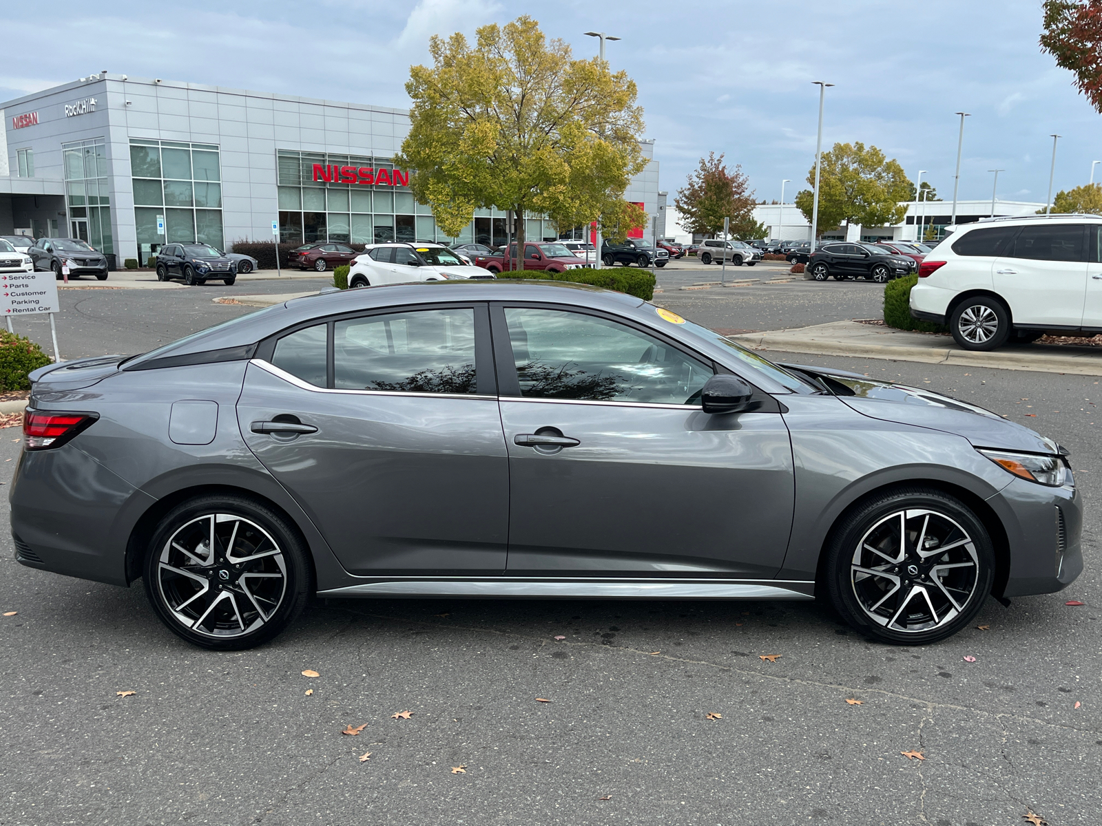 2024 Nissan Sentra SR 11